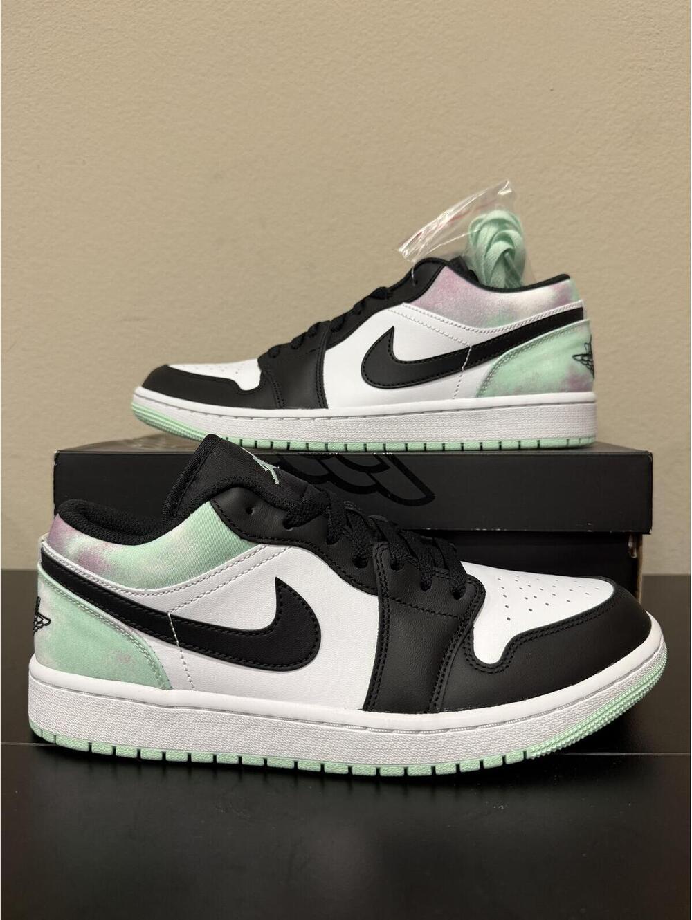 Size 9.5 - Air Jordan 1 Low SE “Tie Dye”
